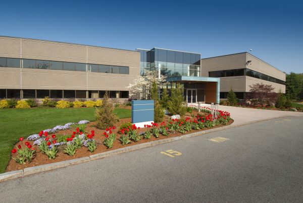 Commercial Groundskeeping Service